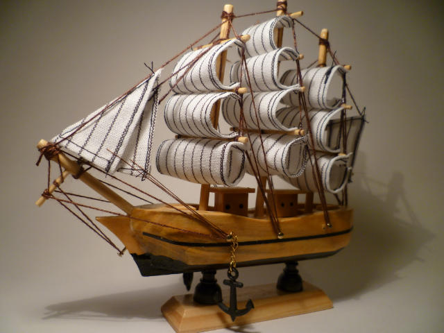 Sailing Boat Wooden Ship Models 17cm  